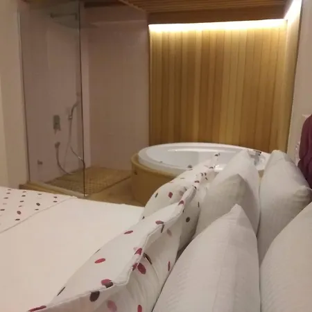 Ece Marina 2* 페티예