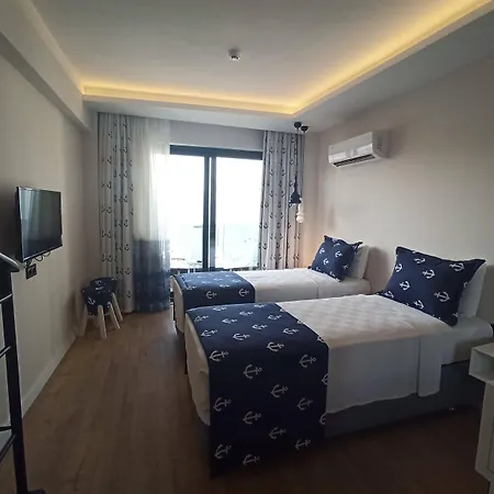 Ece Marina 호텔 2*